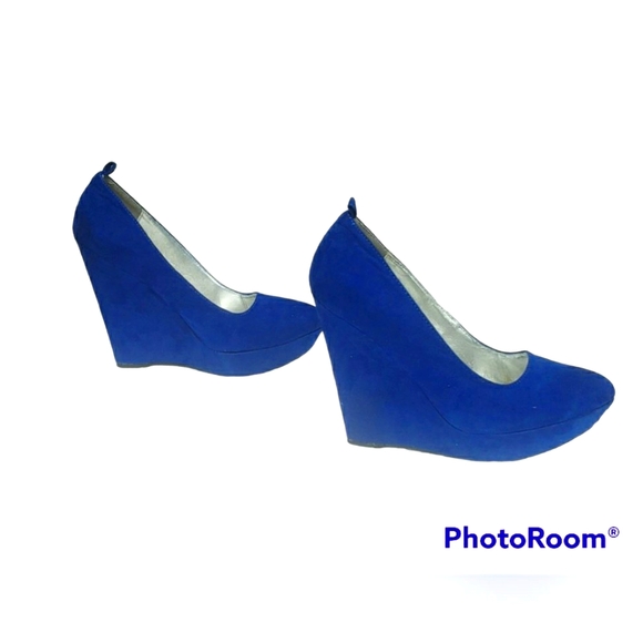 Qupid Shoes - Qupid Blue Size 8 Faux Suede High Wedge.